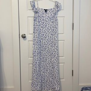 Like New Forever 21 Maxi Floral Dress